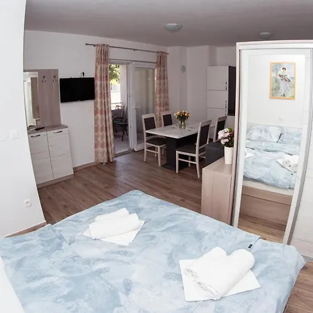 Apartmani Mijo, Biograd Na Moru Exterior photo